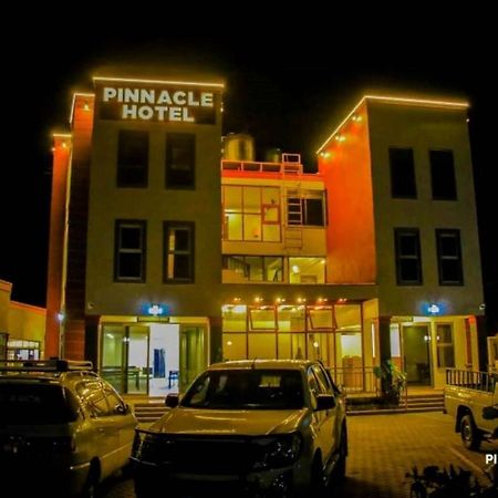 Pinnacle Hotel Mbarara Exterior foto