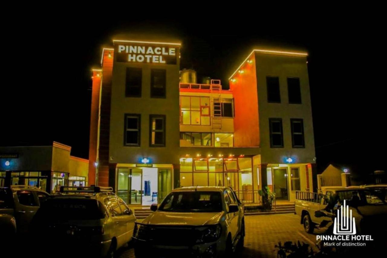 Pinnacle Hotel Mbarara Exterior foto